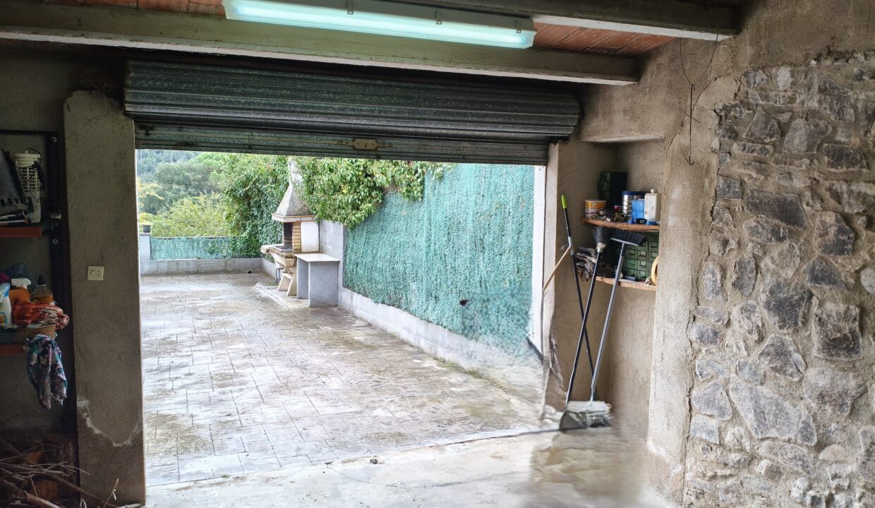 Garatge porta editada